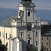 MESTO PRIEVIDZA: Barokový skvost – piaristický kostol