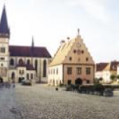 MESTO BOJNICE: Námestie