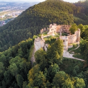 MESTO POVAŽSKÁ BYSTRICA: Považský hrad